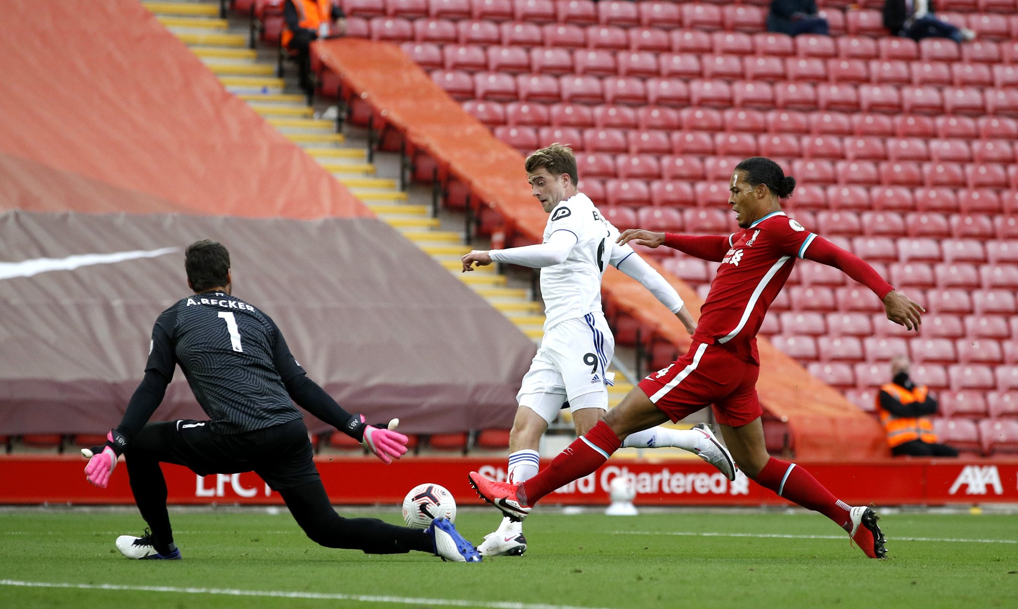 旋转打法尤 旋转打法尤